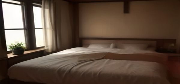 团队协作场景，多人围绕共享集合入口导航板讨论，办公室明亮宽敞环境